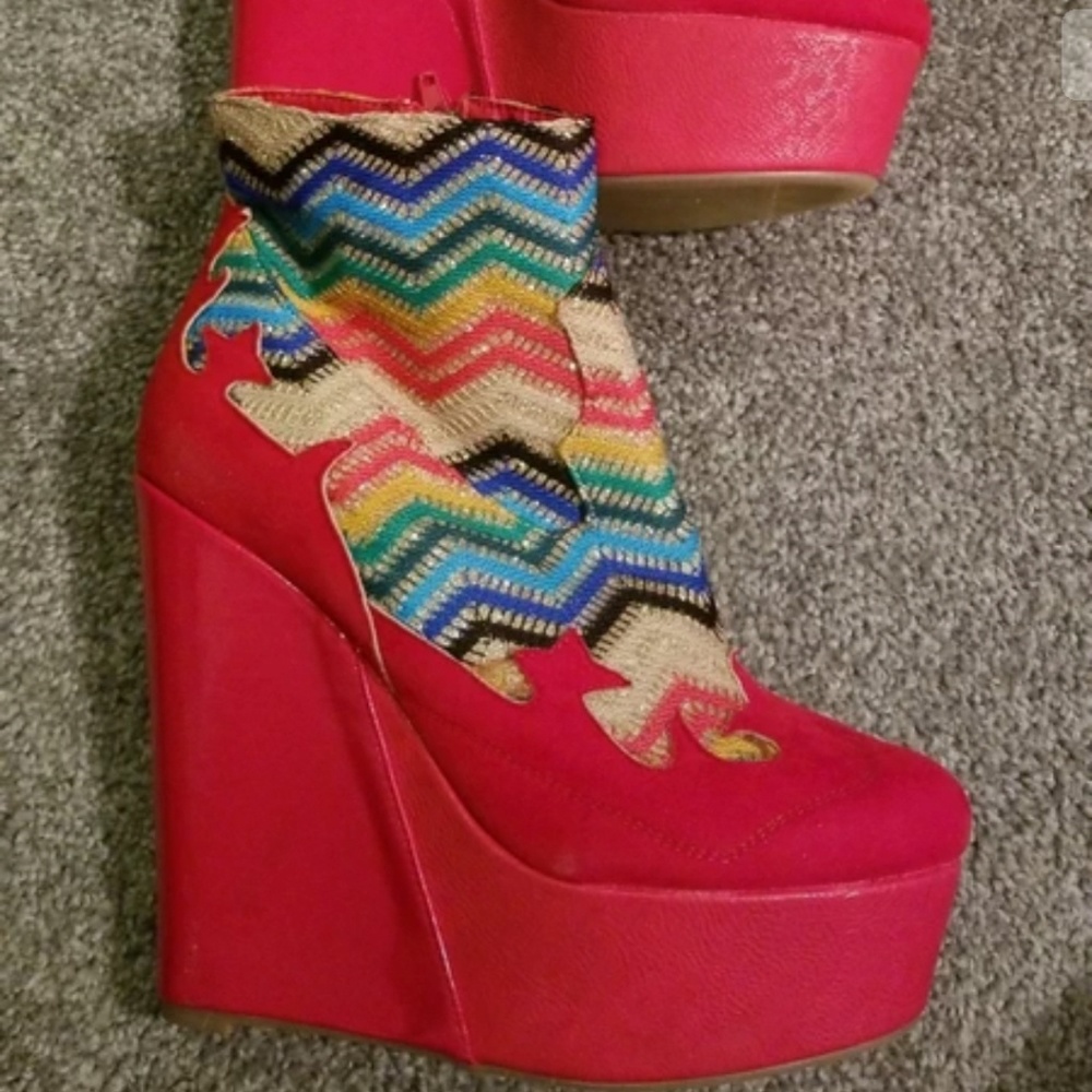 Booties - Picture 5 of 6